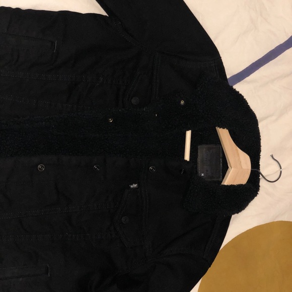 Levi's - Original Sherpa - Trucker Jacket ($108.00 at Levi) - Picture 4 of 11